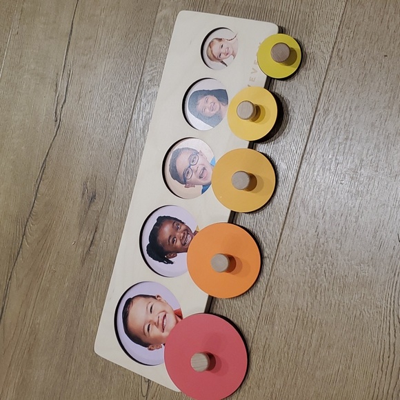 lovevery Other - Lovevery Circle‎ Of Friends Puzzle